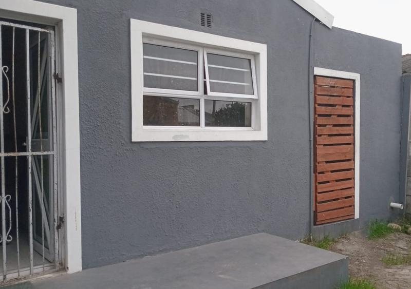 3 Bedroom Property for Sale in Belhar Western Cape
